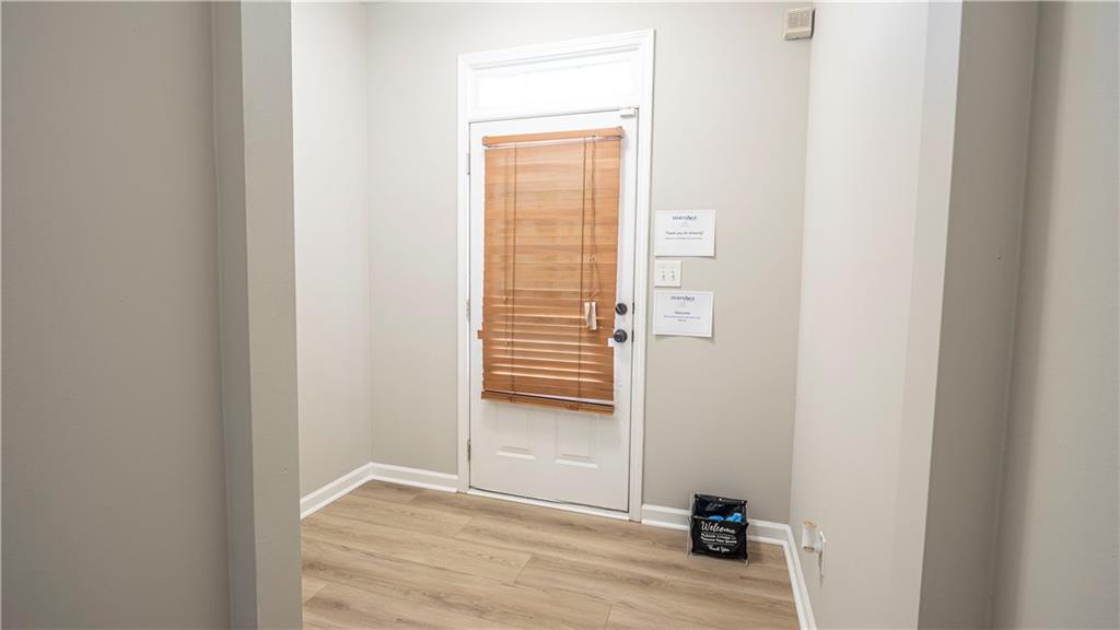 3176 Creston Park Court