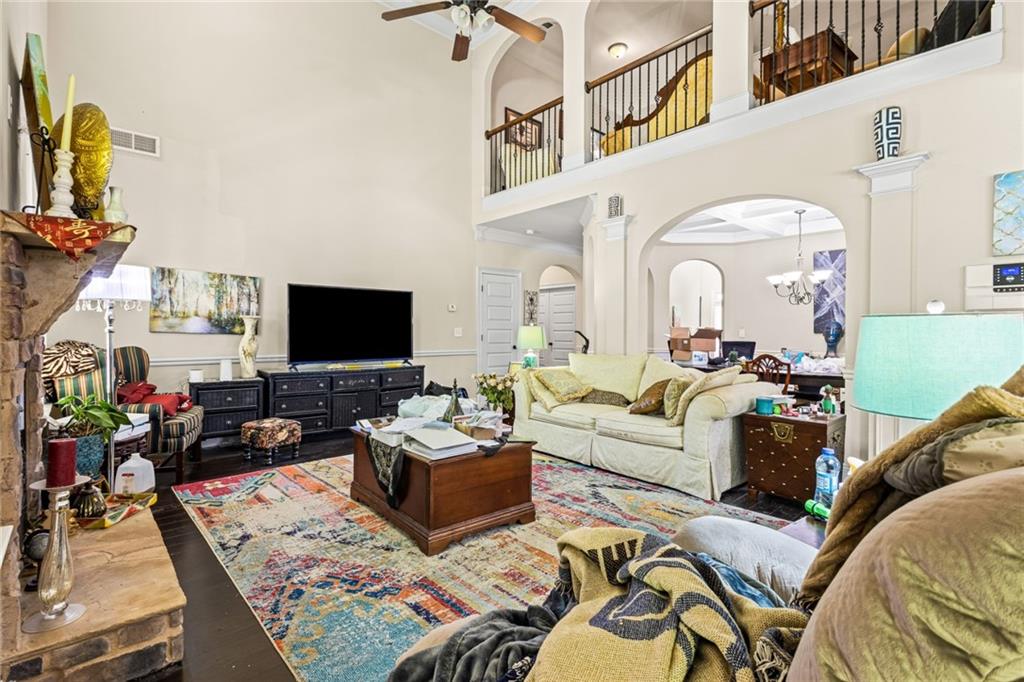115 Westside Way