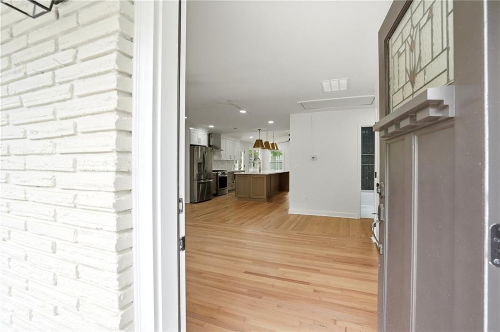 3731 Wisteria Lane SE