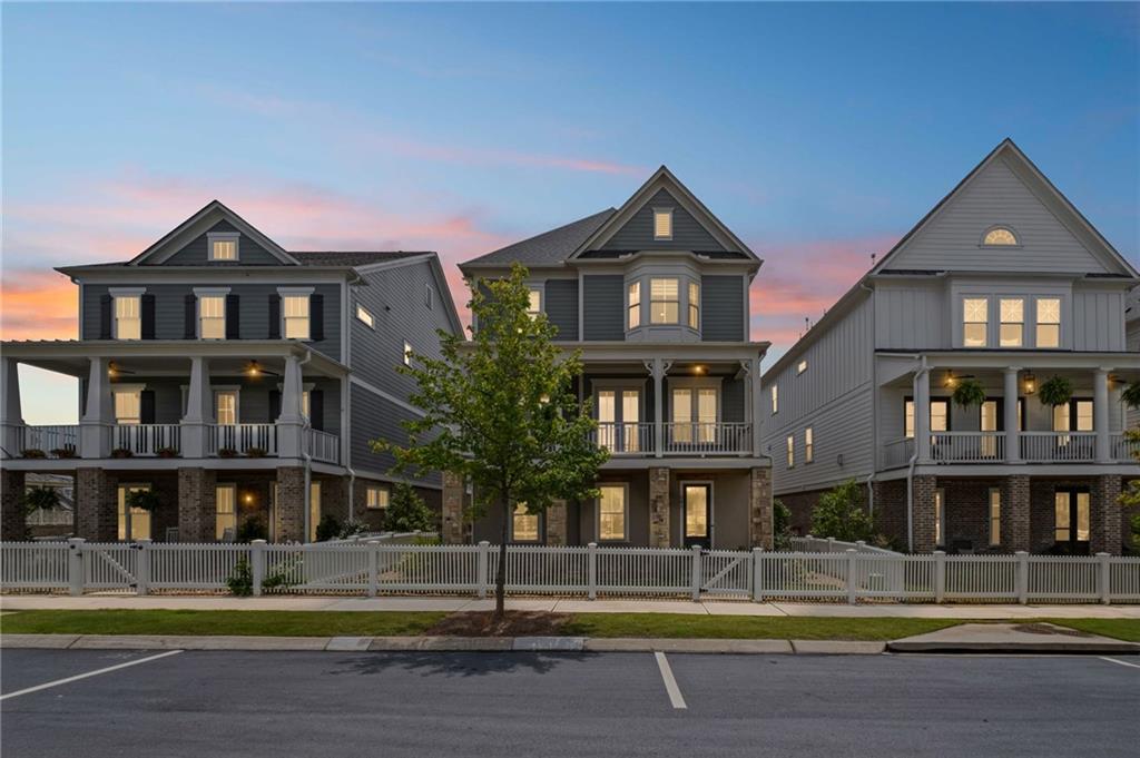 583 S Club Drive