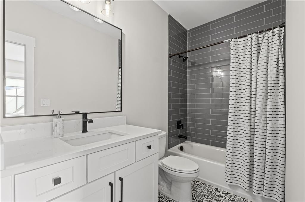 South on Main - Residential
