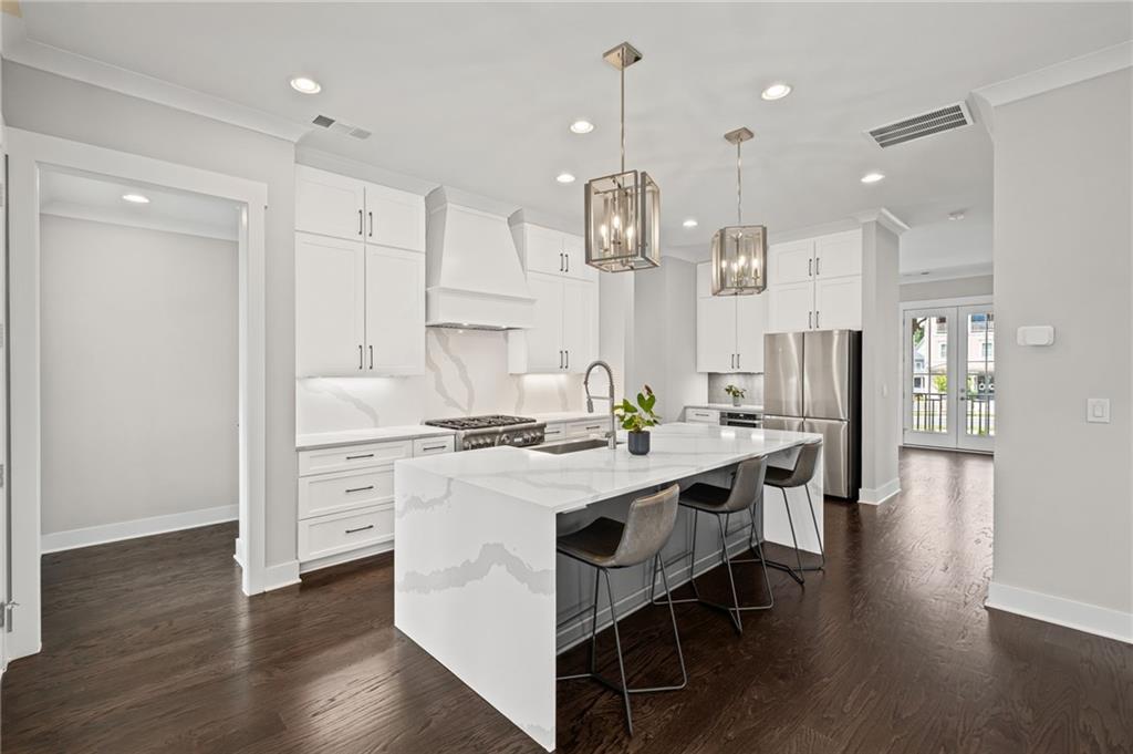 South on Main - Residential