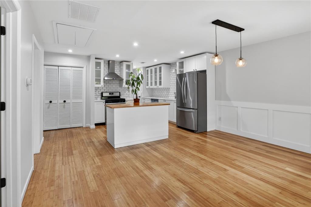1929 Cooper Landing Drive SE