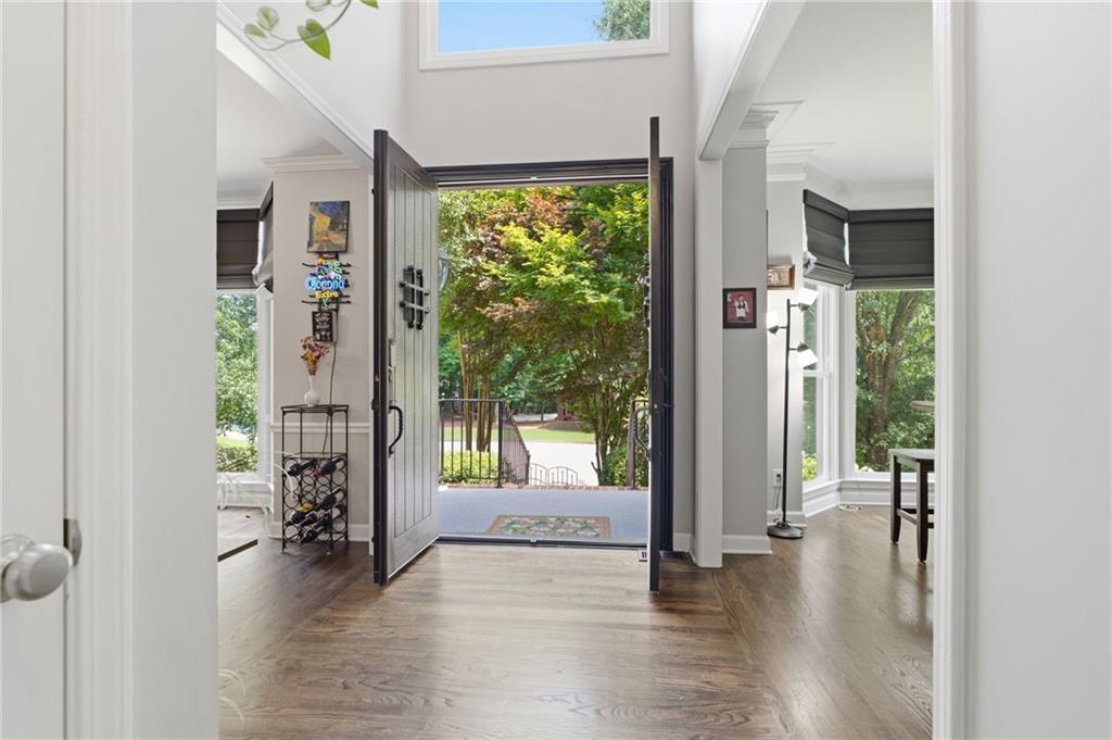 112 Grandcrest Drive
