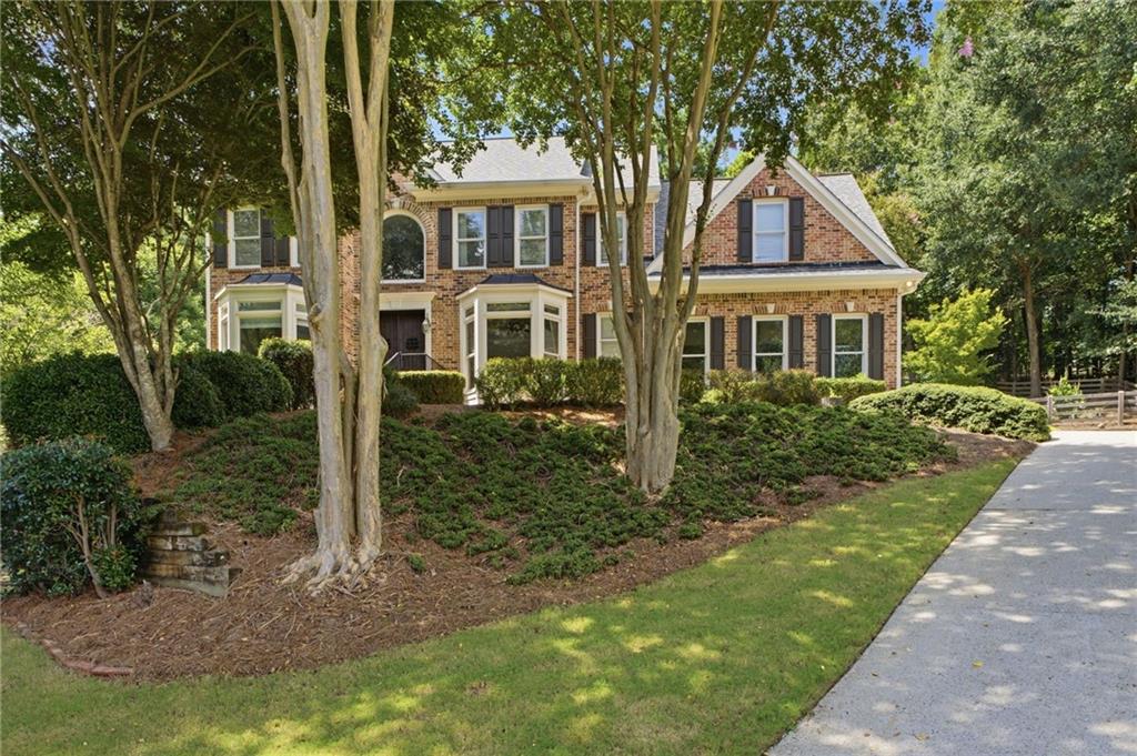 112 Grandcrest Drive