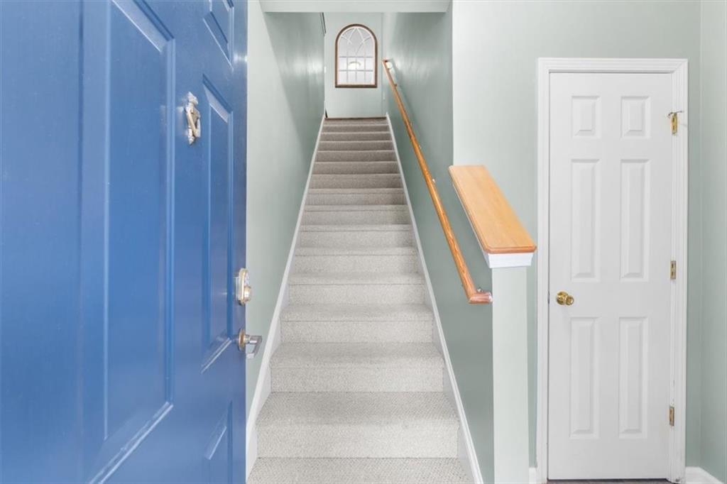 803 Spring Heights Lane SE