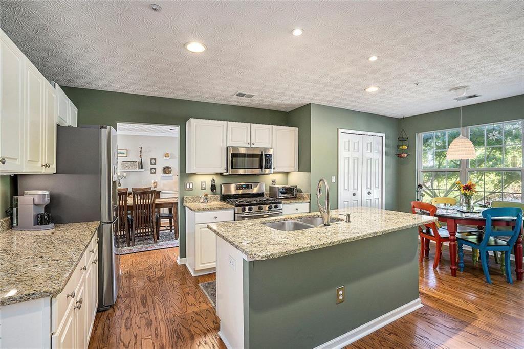 73 Whitlock Square SW