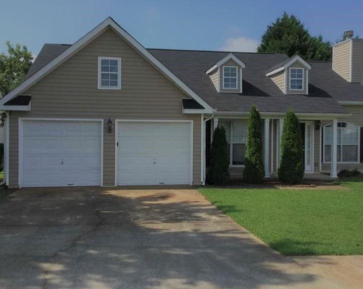 3020 Meadow Glen Pass, Fairburn, Georgia image 1