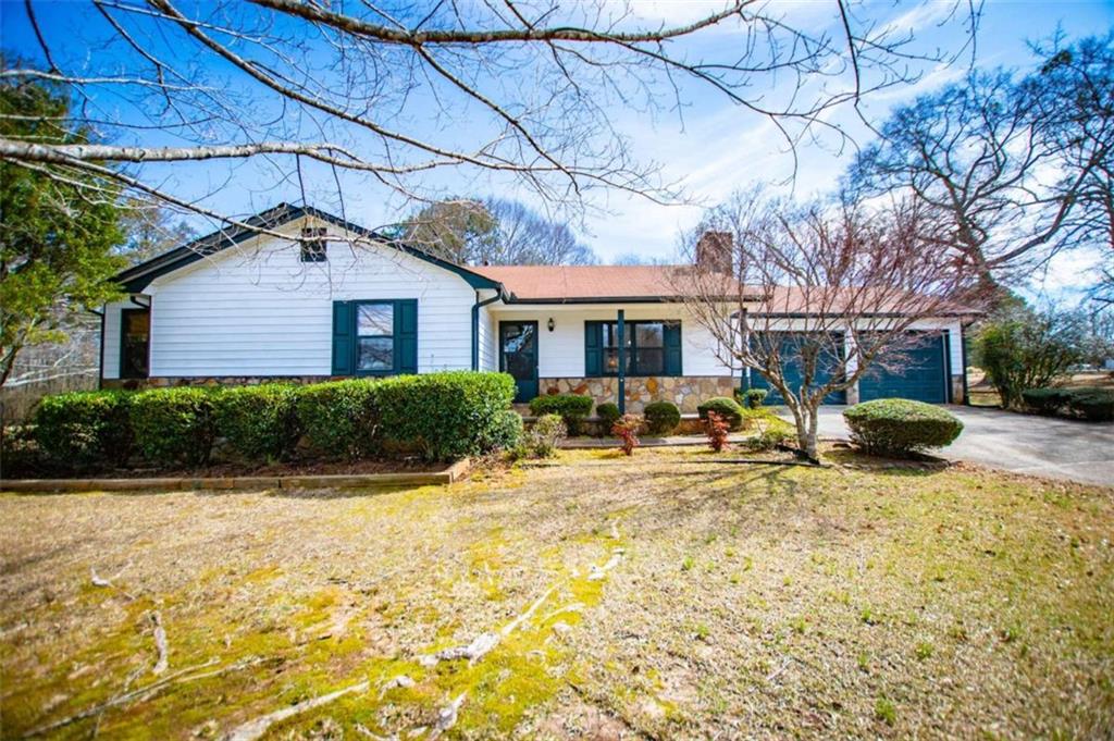 15 Russell Lane, Carrollton, Georgia image 1