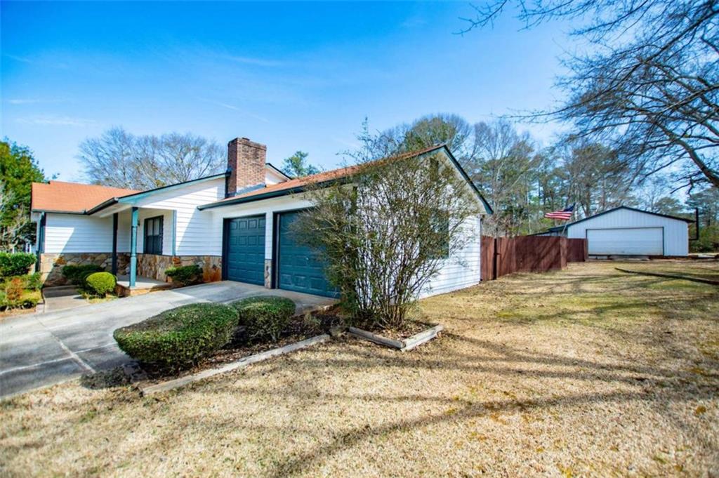 15 Russell Lane, Carrollton, Georgia image 6
