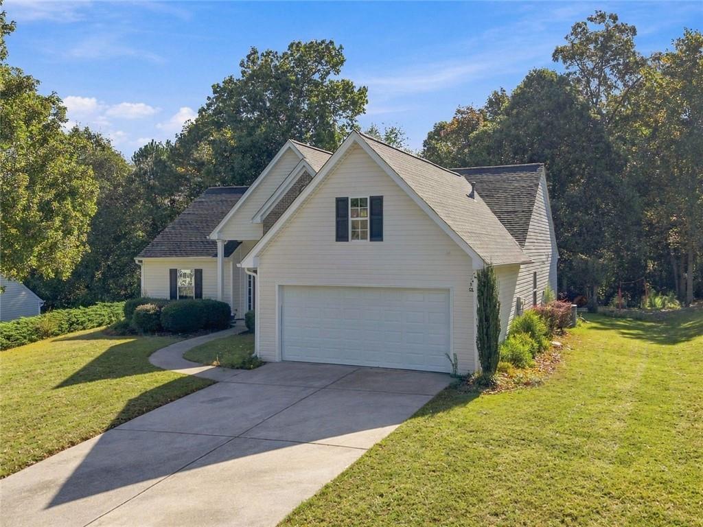 2517 Weycroft Circle