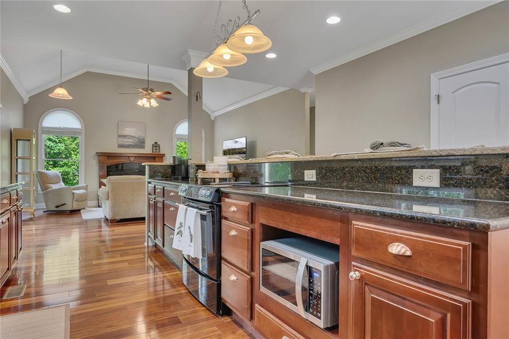 3930 Charleston Market Street #221, Suwanee, Georgia image 11