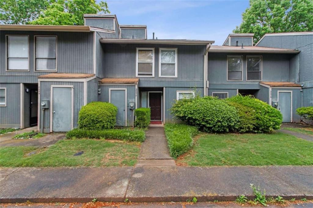 View Peachtree Corners, GA 30092 townhome