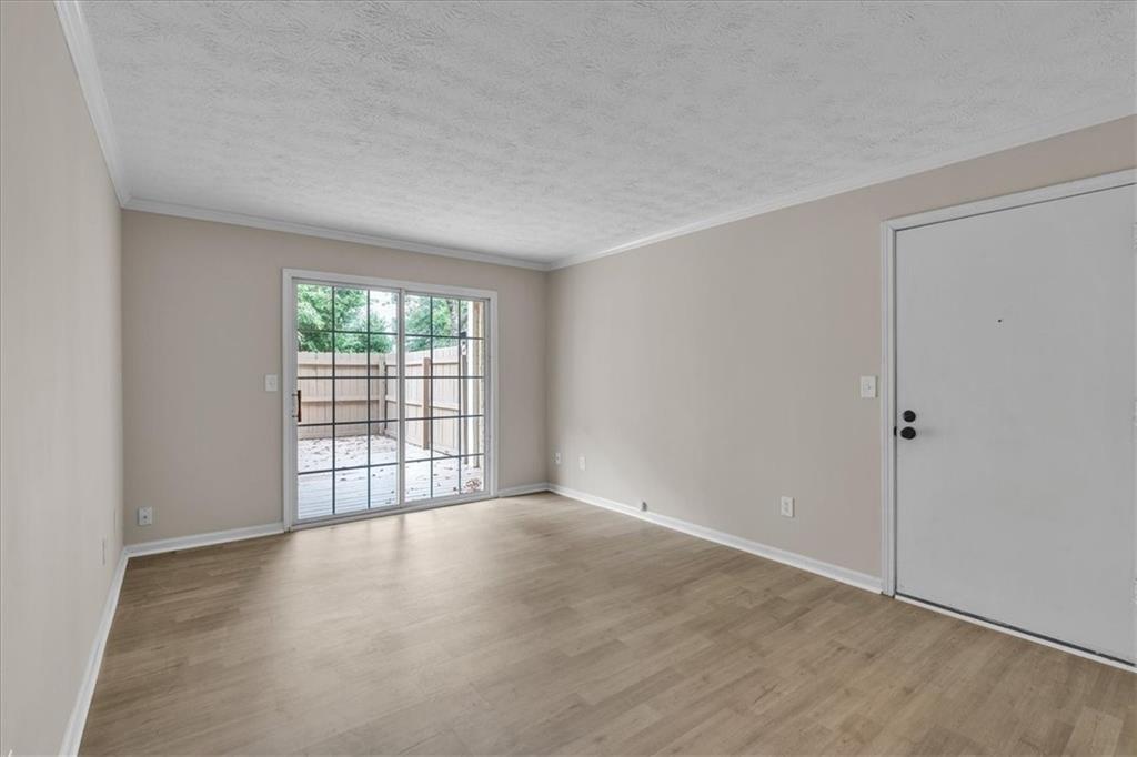 3160 Seven Pines Court #105