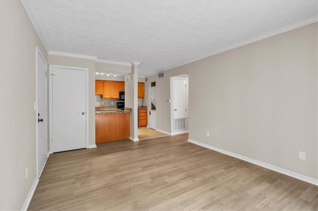 3160 Seven Pines Court #105