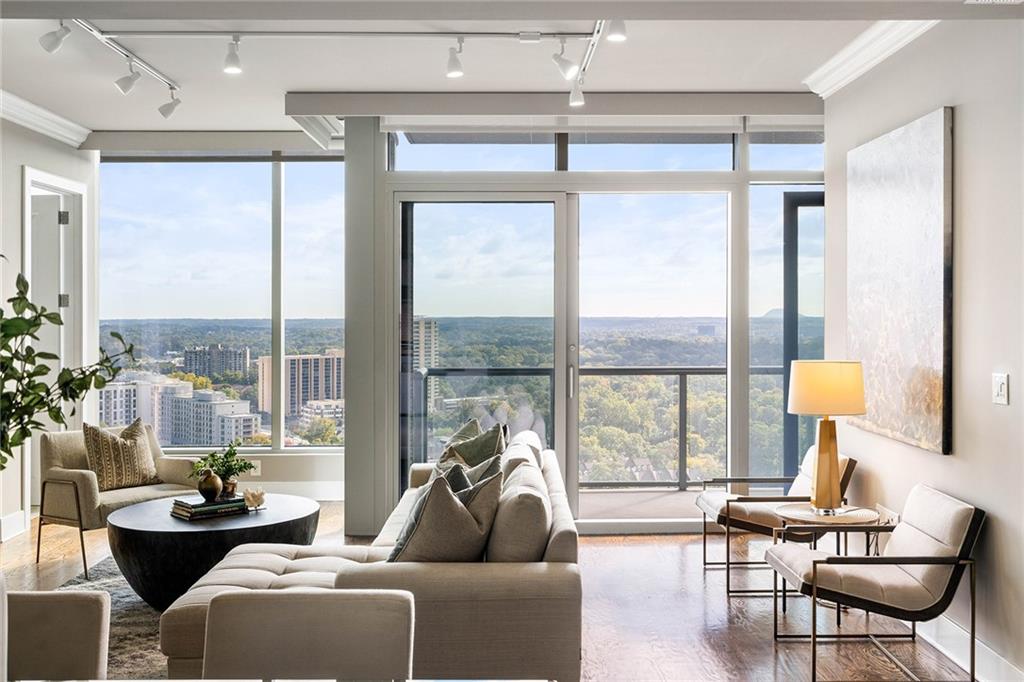 Ritz Carlton Residences - Residential