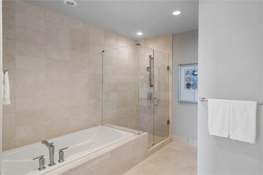 Ritz Carlton Residences - Residential