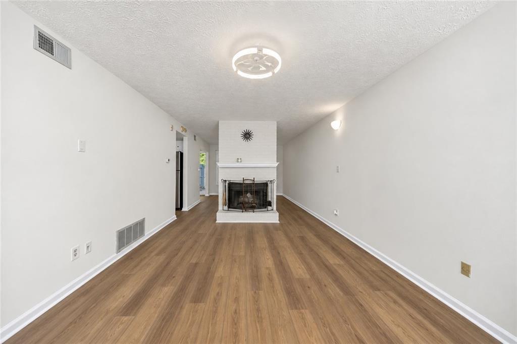 7750 Roswell Road 9F