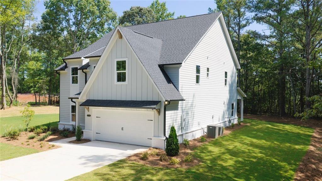 8110 Lennox Lane