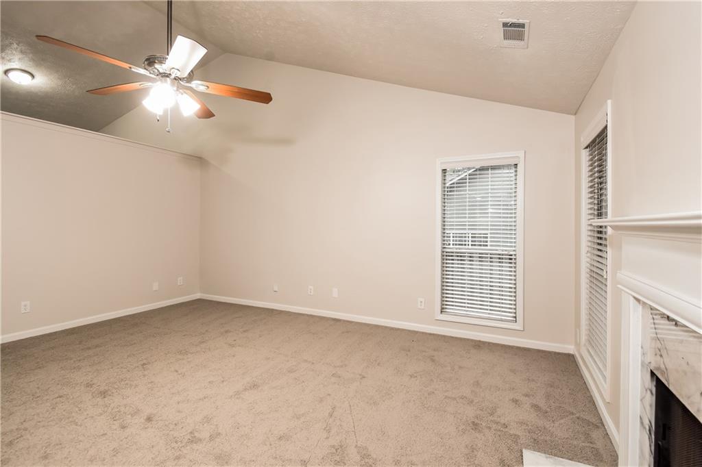 949 Heartwood Circle