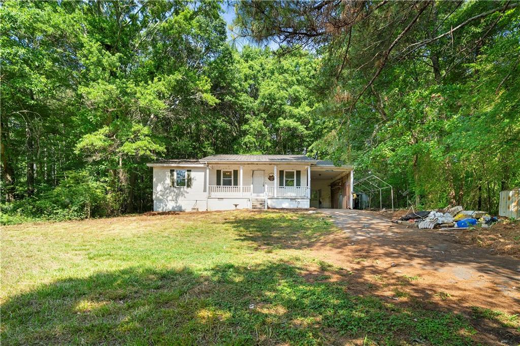 131 Hummingbird Lane SE