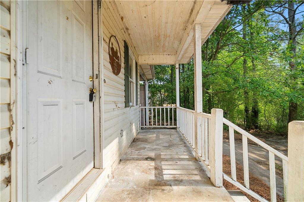 131 Hummingbird Lane SE