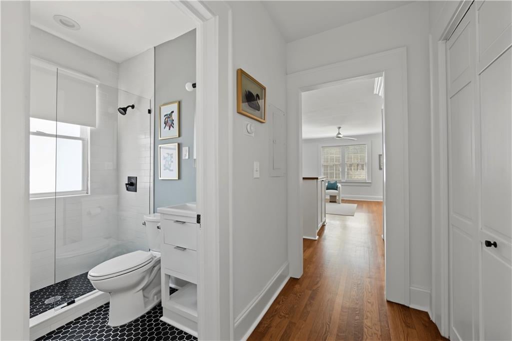 824 Greenwood #1 Avenue NE 1