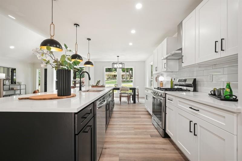 3427 Mill Stream Lane SW