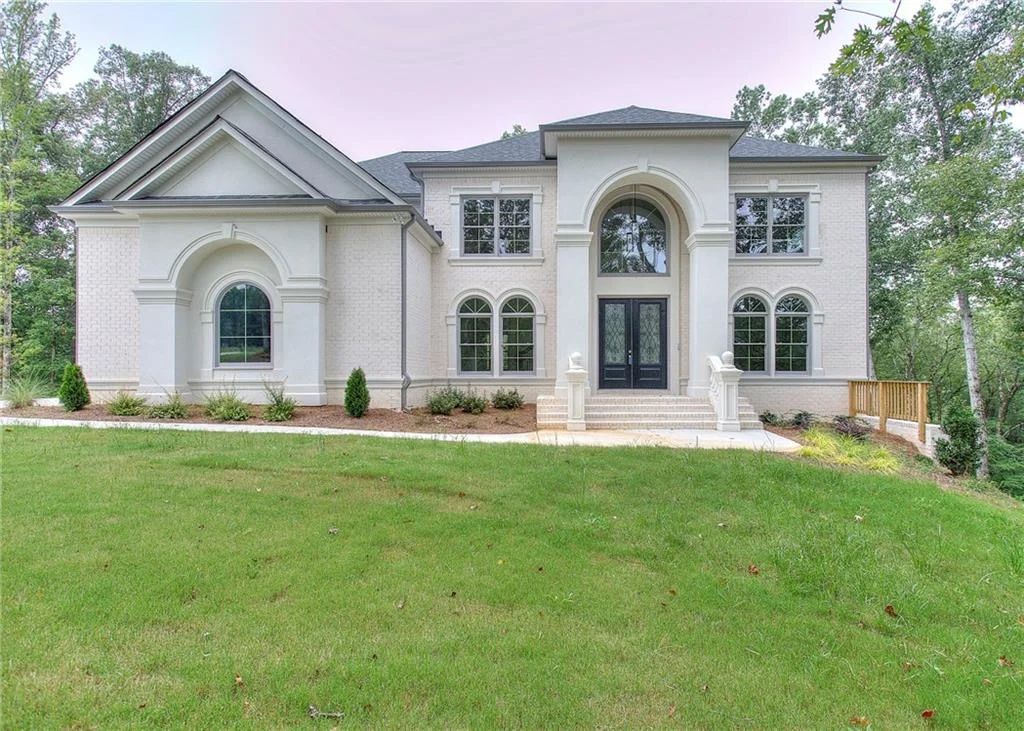 2010 Fontainbleau Drive