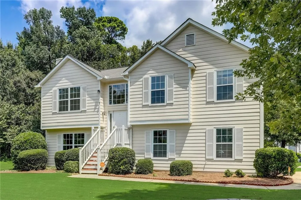 Acworth, Georgia 30101, United States, 4 Bedrooms Bedrooms, ,3 BathroomsBathrooms,Residential,Active,10264