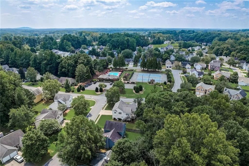 Acworth, Georgia 30101, United States, 4 Bedrooms Bedrooms, ,3 BathroomsBathrooms,Residential,Active,10264