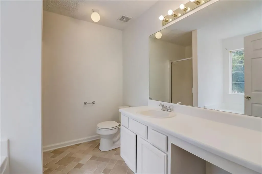 Acworth, Georgia 30101, United States, 4 Bedrooms Bedrooms, ,3 BathroomsBathrooms,Residential,Active,10264