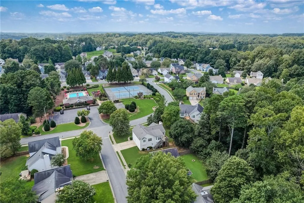 Acworth, Georgia 30101, United States, 4 Bedrooms Bedrooms, ,3 BathroomsBathrooms,Residential,Active,10264