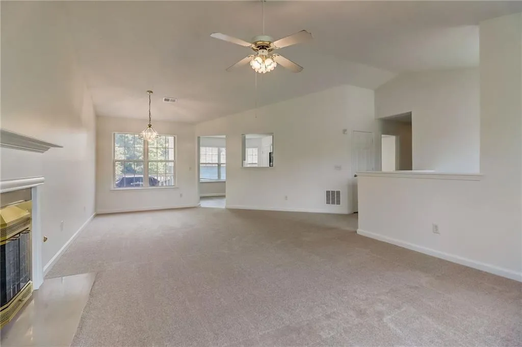 Acworth, Georgia 30101, United States, 4 Bedrooms Bedrooms, ,3 BathroomsBathrooms,Residential,Active,10264