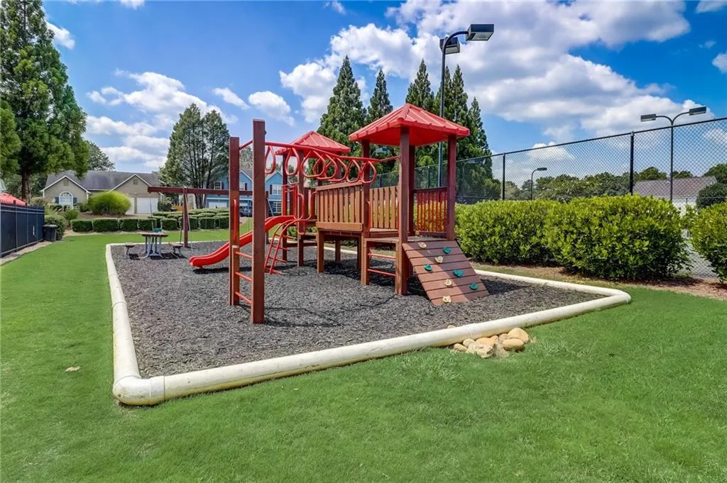 Acworth, Georgia 30101, United States, 4 Bedrooms Bedrooms, ,3 BathroomsBathrooms,Residential,Active,10264