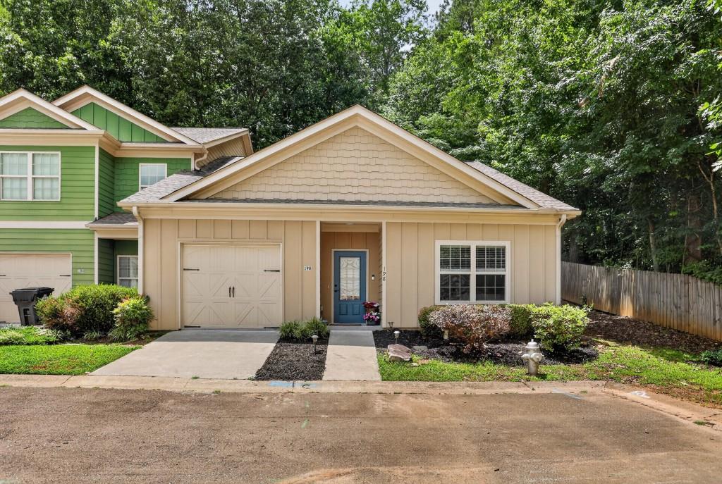 Photo 1 of 36 — 198 Towne Villas Drive, Jasper, GA 30143