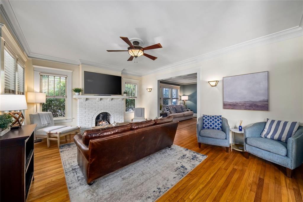 953 Blue Ridge Avenue NE
