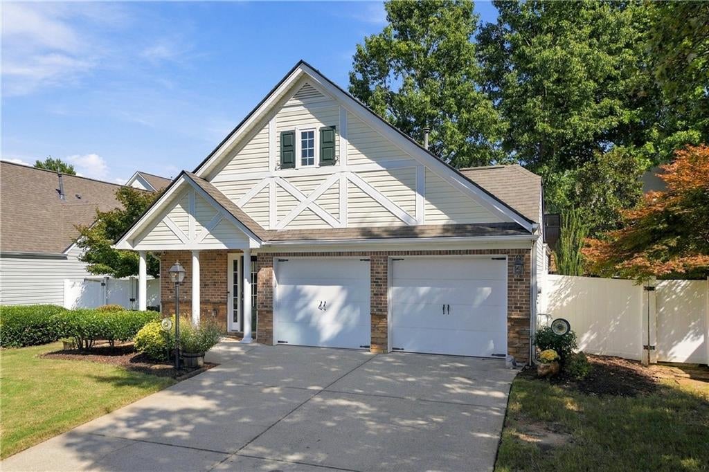 2550 Cottage View Way