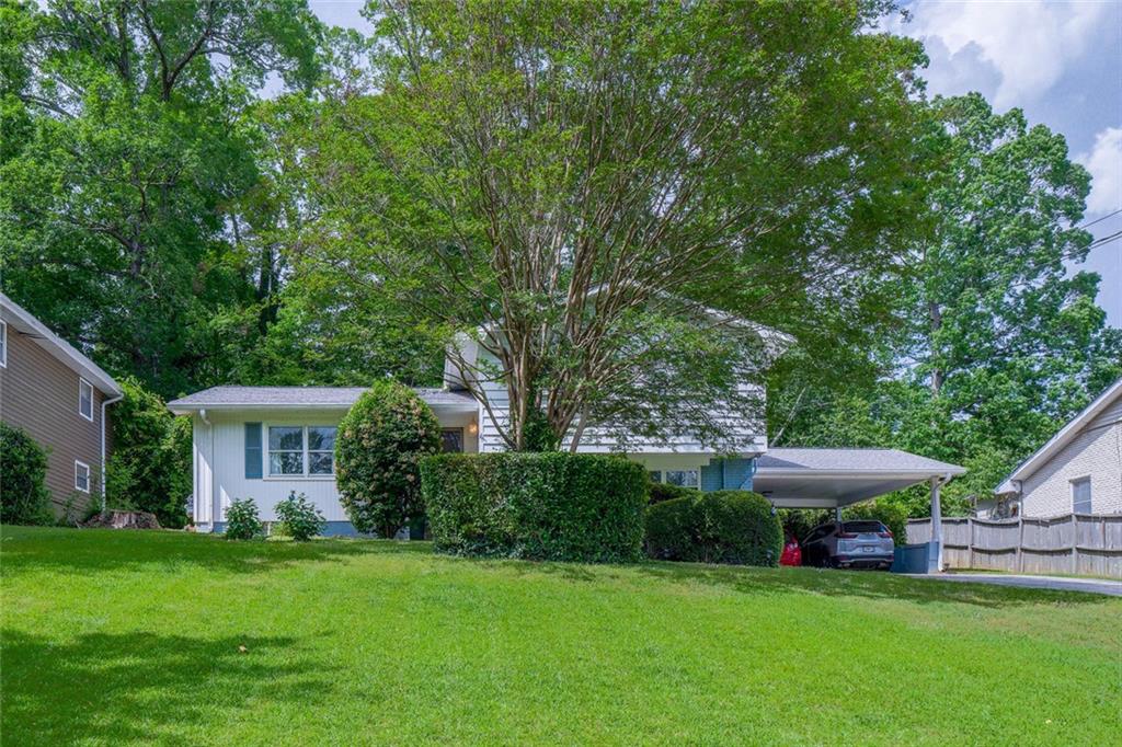 2592 Dresden Drive