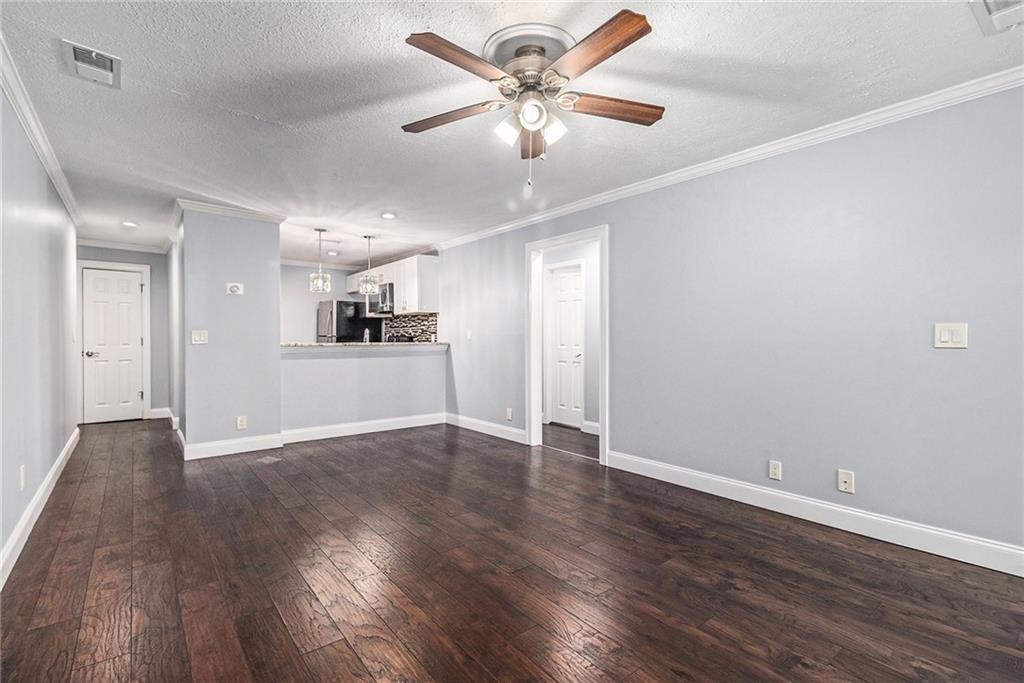 406 Teal Court