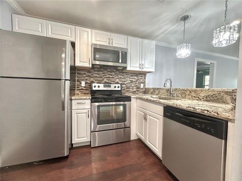 406 Teal Court Roswell GA 30076