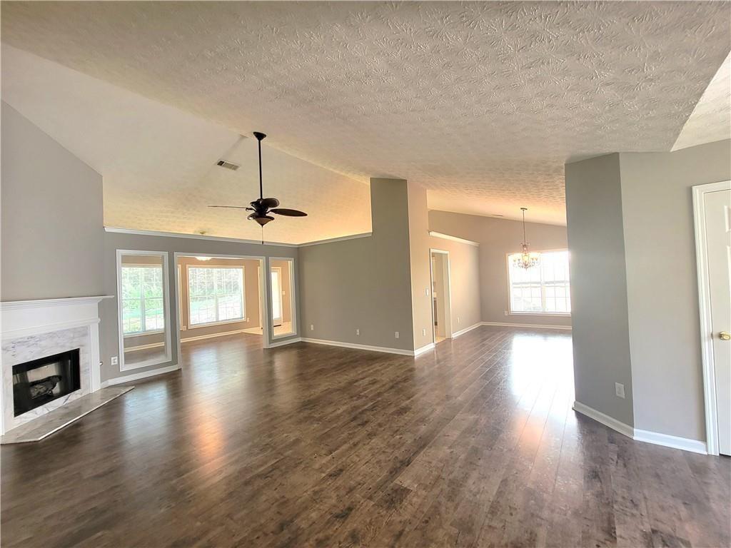 5763 Dexters Mill