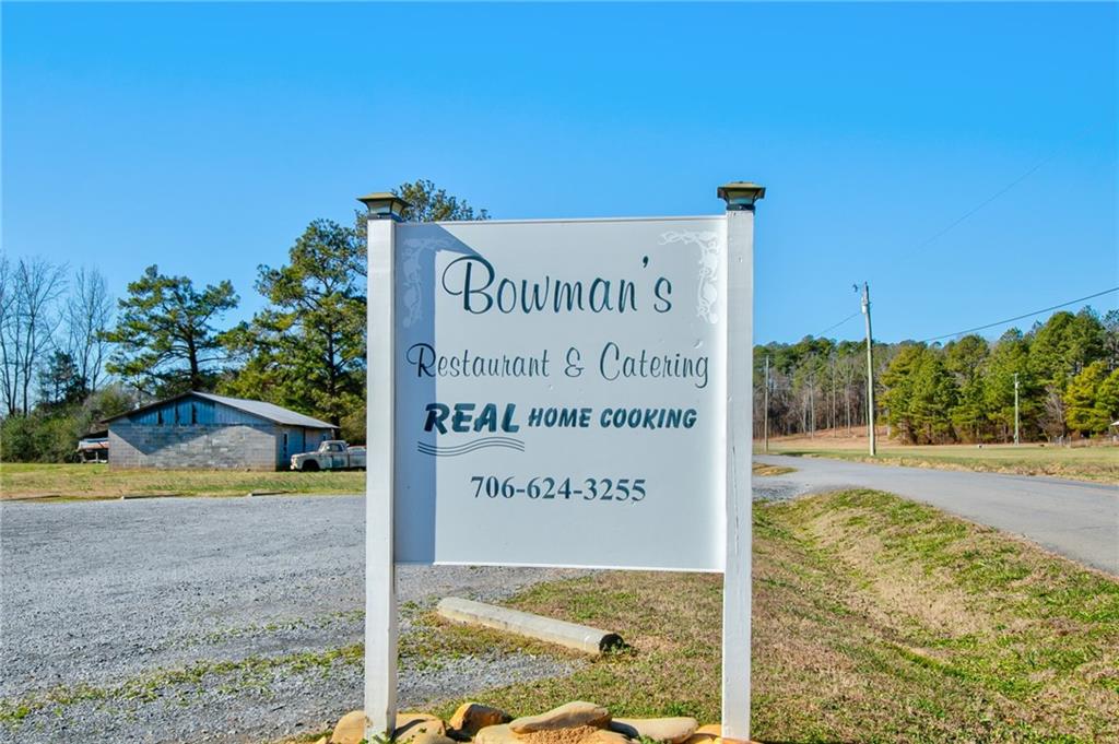 868 County Line Road