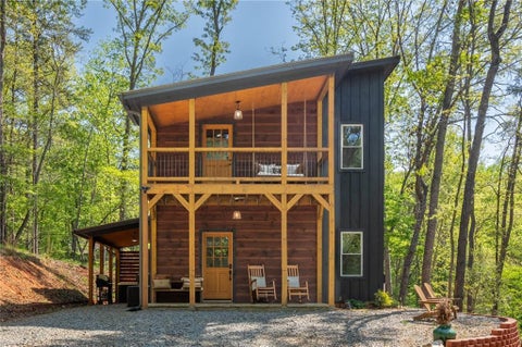 Homes For Sale - 200 Echo Lane<br/> Ellijay, GA 30540