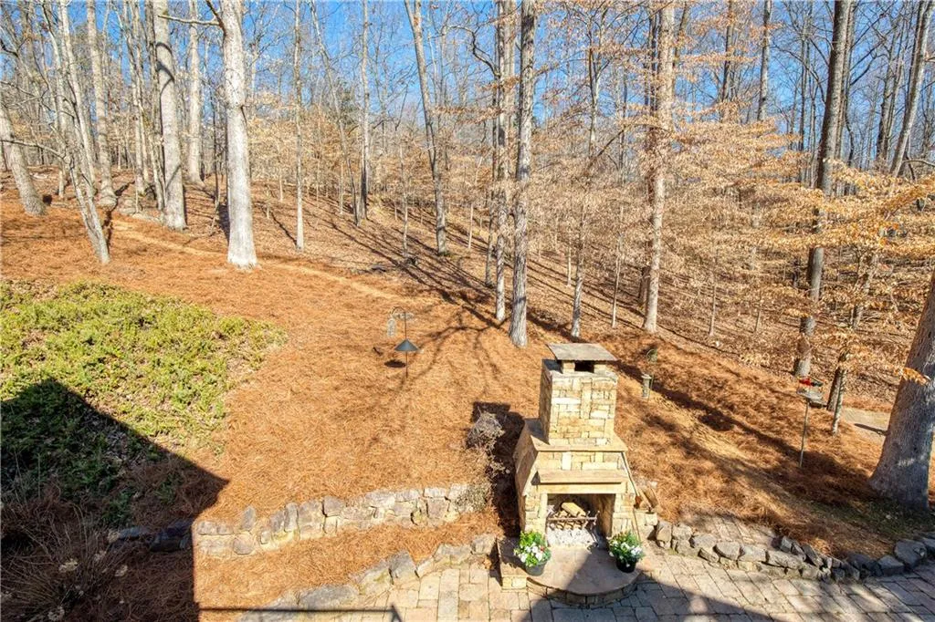 Roswell, Georgia 30075, United States, 4 Bedrooms Bedrooms, ,4 BathroomsBathrooms,Residential,Pending,78573