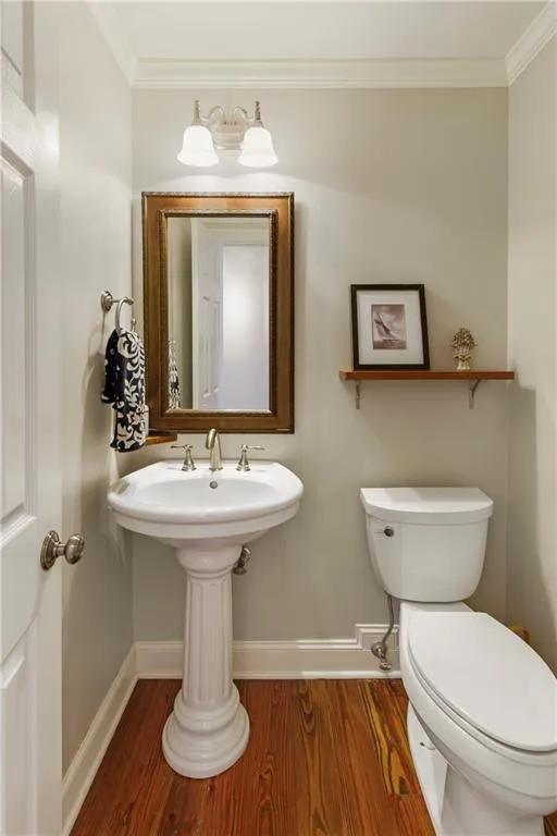 Roswell, Georgia 30075, United States, 4 Bedrooms Bedrooms, ,4 BathroomsBathrooms,Residential,Pending,78573