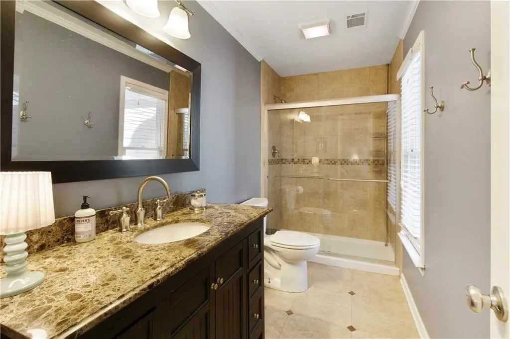 Roswell, Georgia 30075, United States, 4 Bedrooms Bedrooms, ,4 BathroomsBathrooms,Residential,Pending,78573