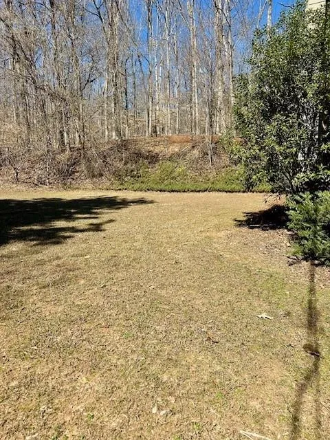 Roswell, Georgia 30075, United States, 4 Bedrooms Bedrooms, ,4 BathroomsBathrooms,Residential,Pending,78573