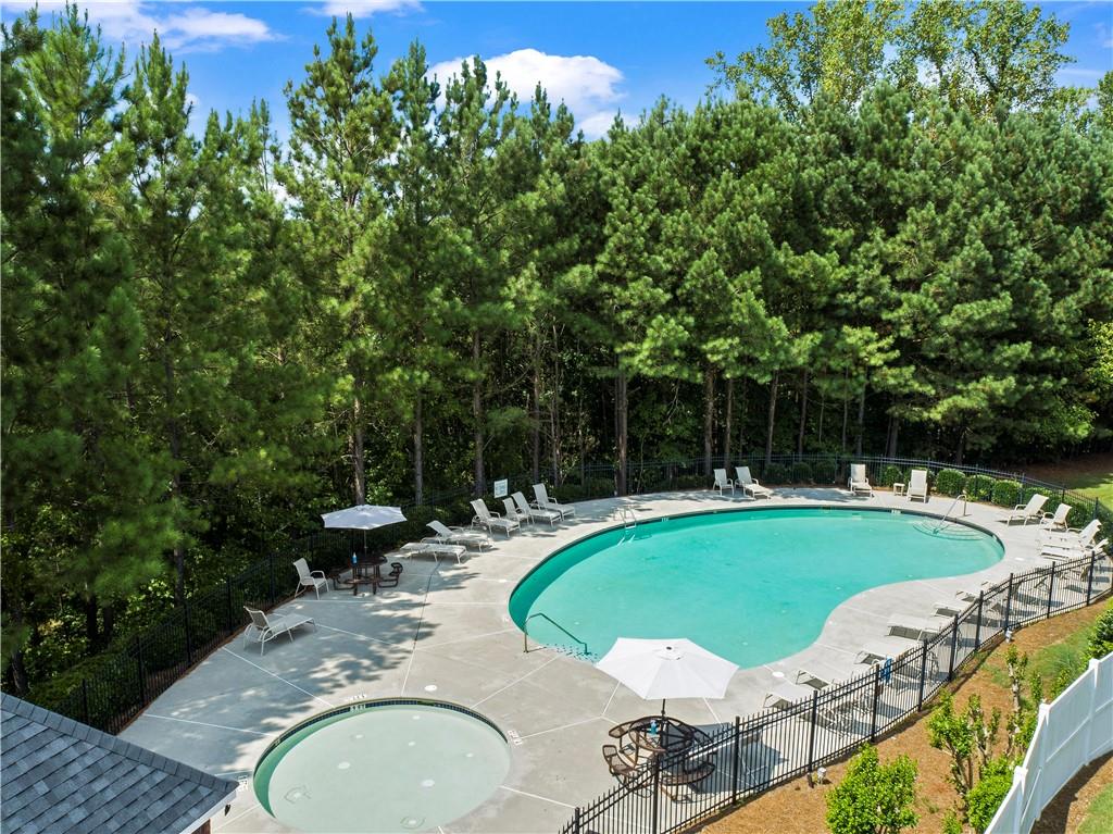 4718 Autumn Rose Trail, Oakwood, Georgia image 2