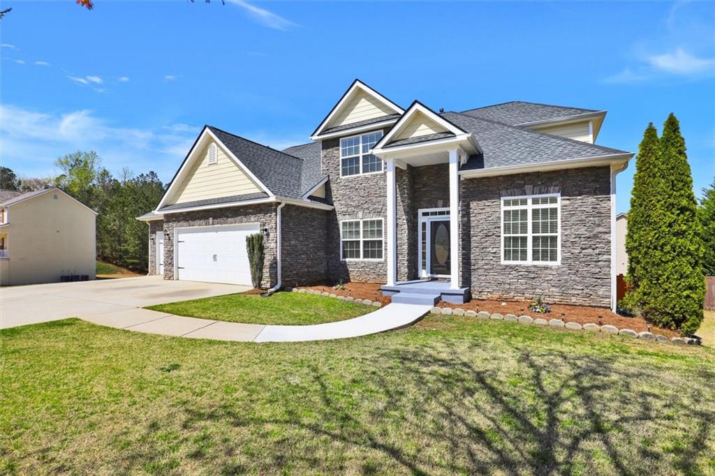 6793 Oconee Place, Fairburn, Georgia image 2